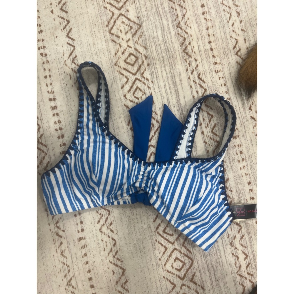 No Boundaries Blue White Striped Crochet Trim Bikini‎ Top Large 11-13 NWT